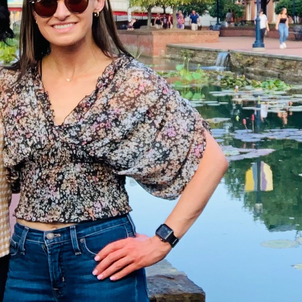 Q + A Los Angeles Floral Top